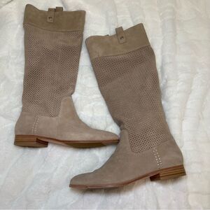 Johnston & Murphy Beige Suede Boots